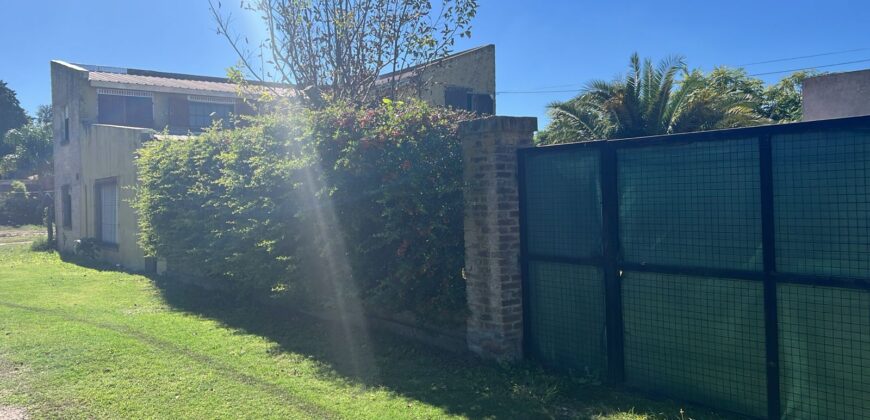 VENTA CASA EN CAPITÁN SARMIENTO