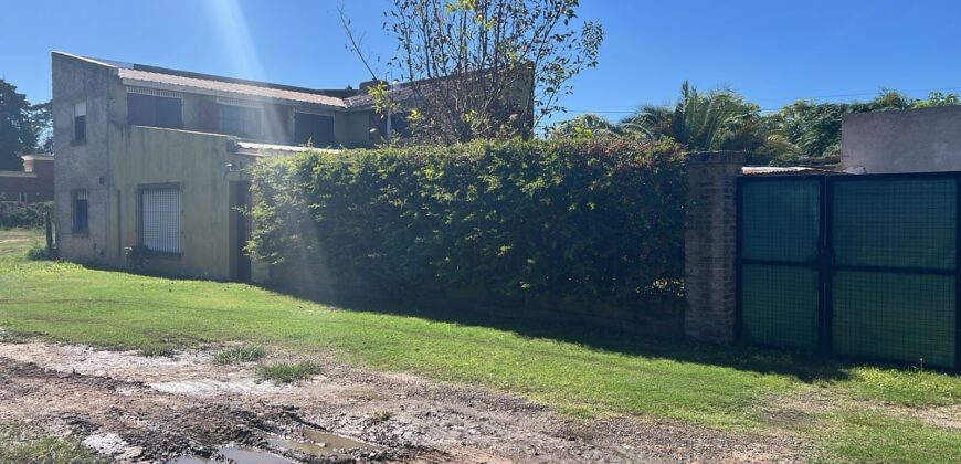 VENTA CASA EN CAPITÁN SARMIENTO